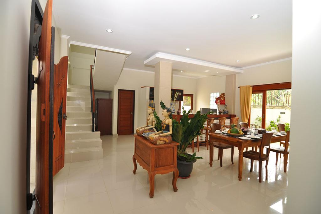 Kandava Villa Jimbaran  Exterior photo